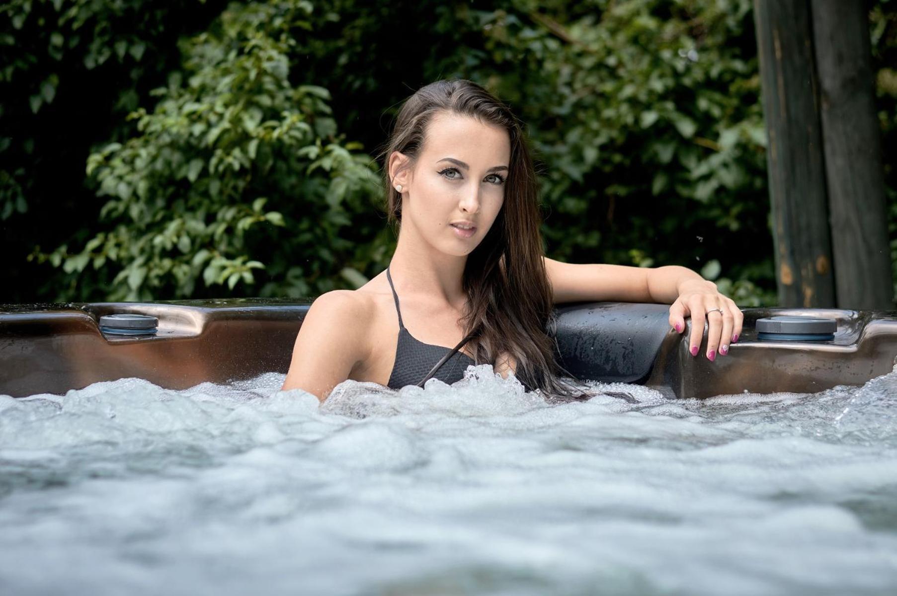 Somogy Kertje Ueduelofalu Es Etterem Bonnya Exterior foto